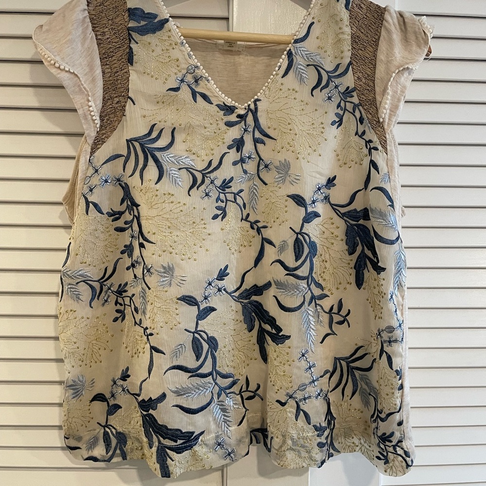 Tiny by Anthropologie Cream Cap Sleeve Blouse